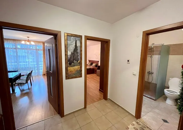 First Line Apartment *